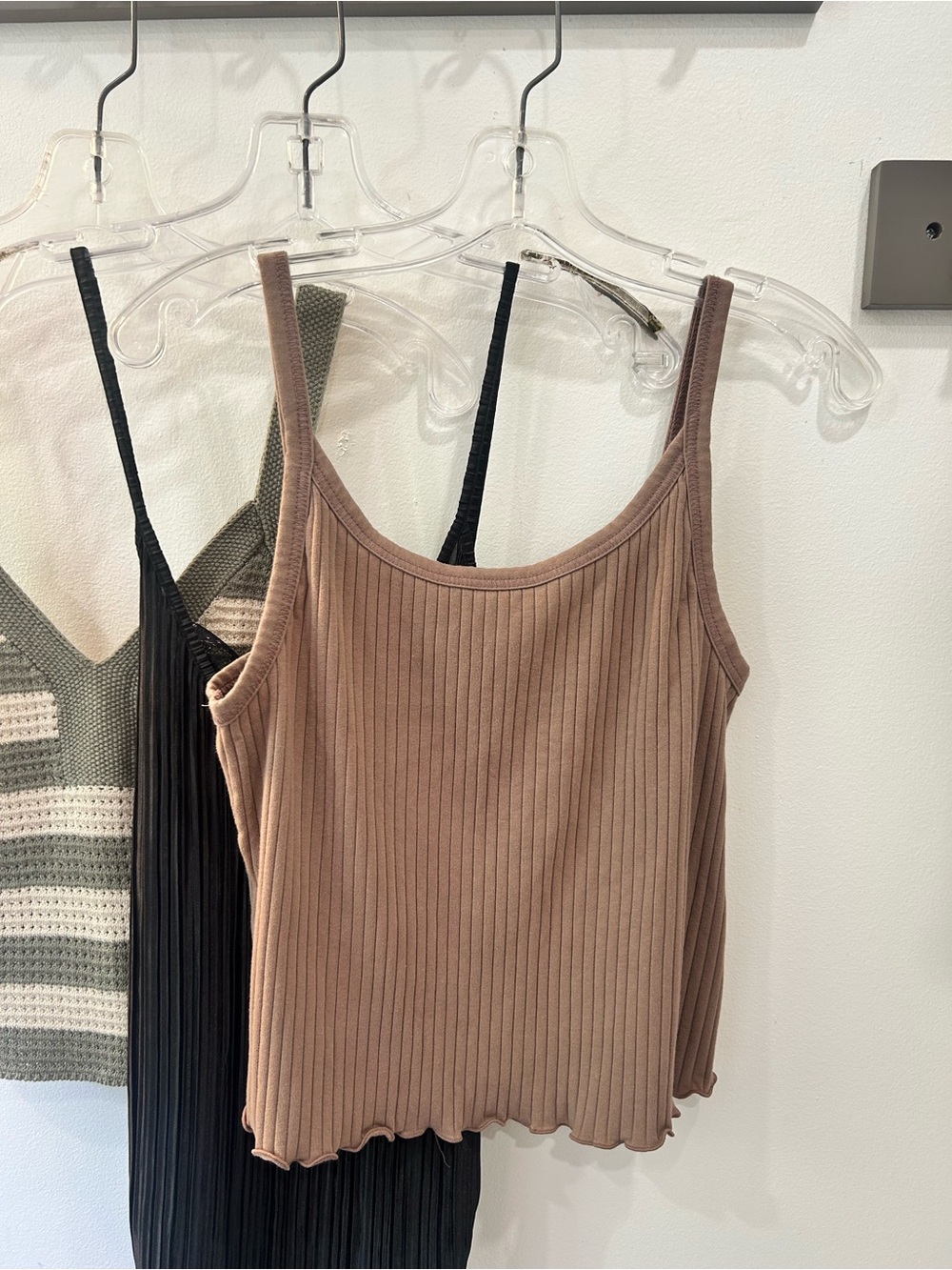 Women’s Top Lot • Large - Picture 5 of 7